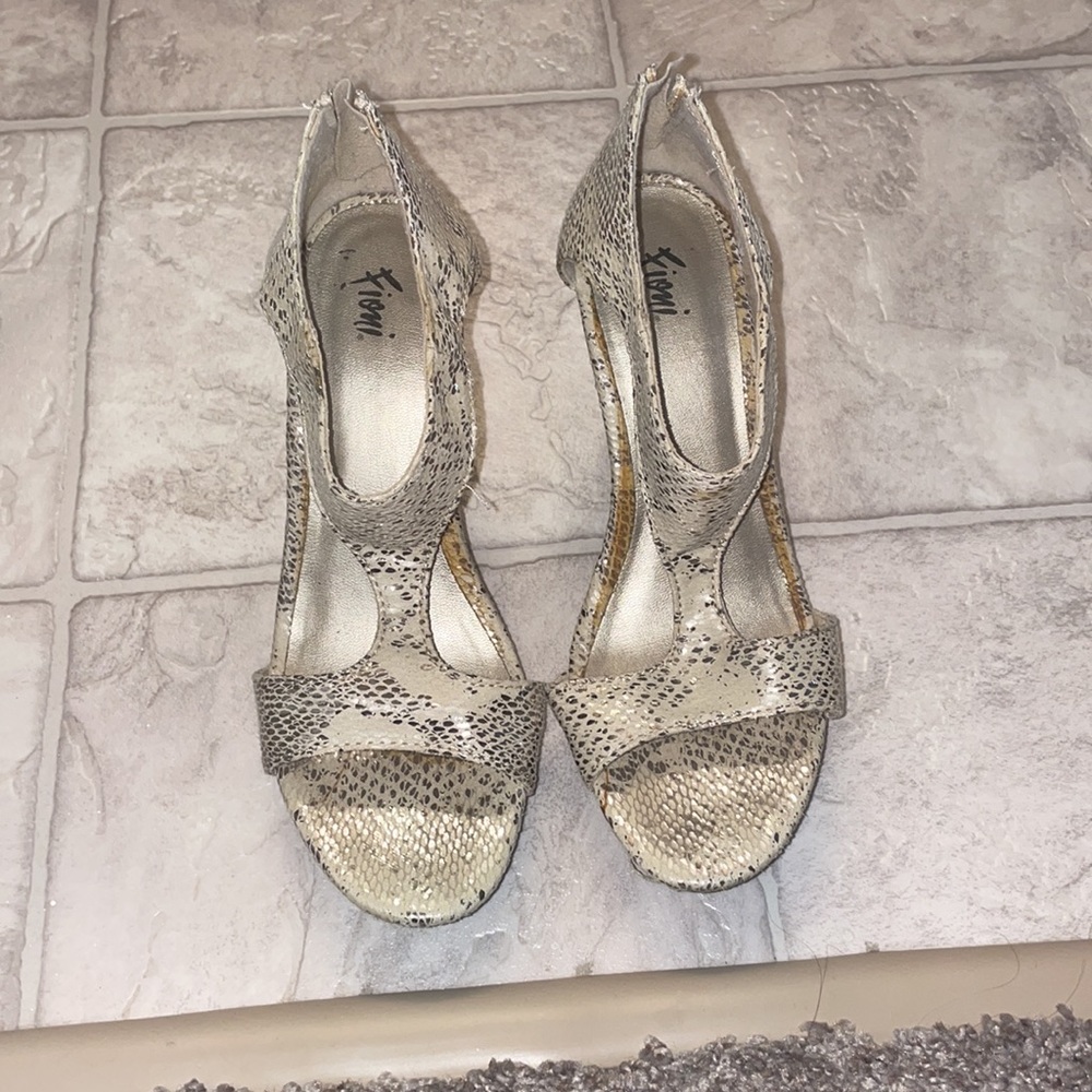 Scale Wedges - Picture 3 of 6
